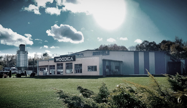 Zdjęcie fabryki w Świnnej Porębie