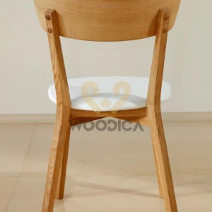 Krzesło dębowe 01 Ekoskóra