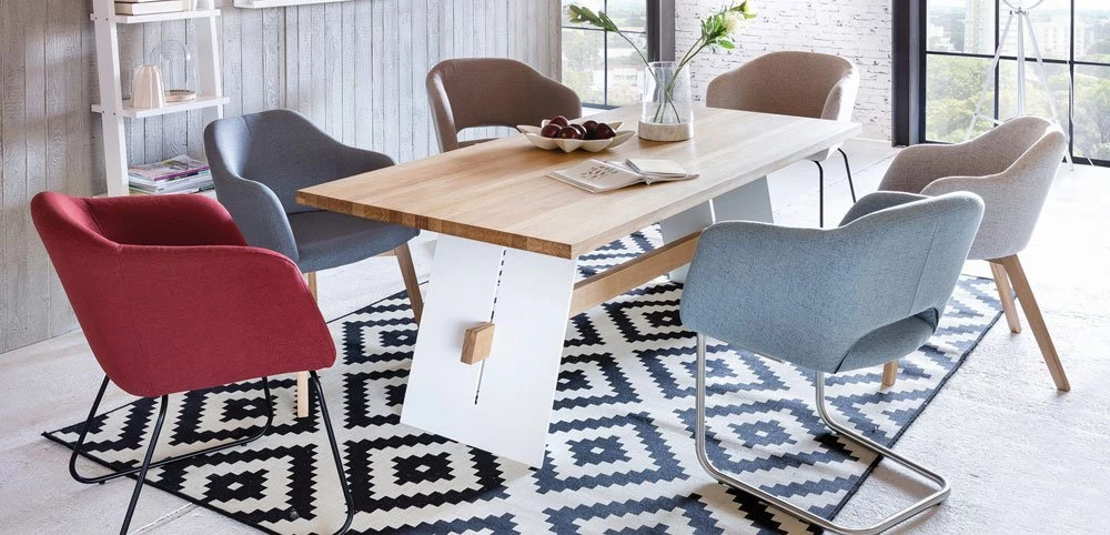 Fotele dębowe tapicerowane do stołów dębowych salon